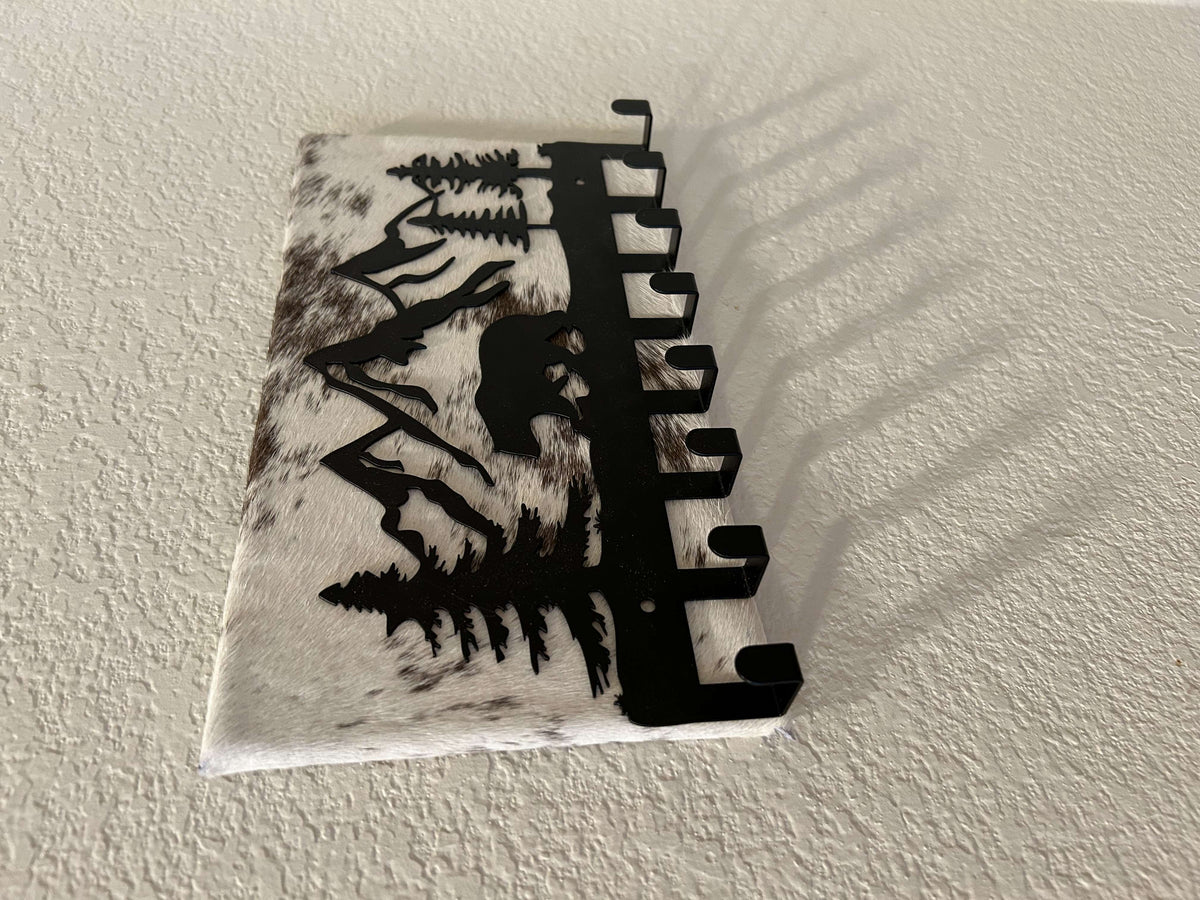 Bear Mountain Scene Key/Lanyard Holder