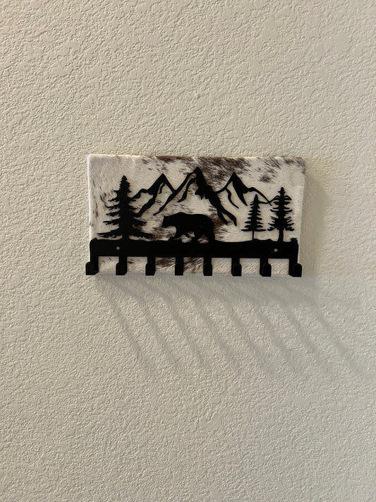 Bear Mountain Scene Key/Lanyard Holder