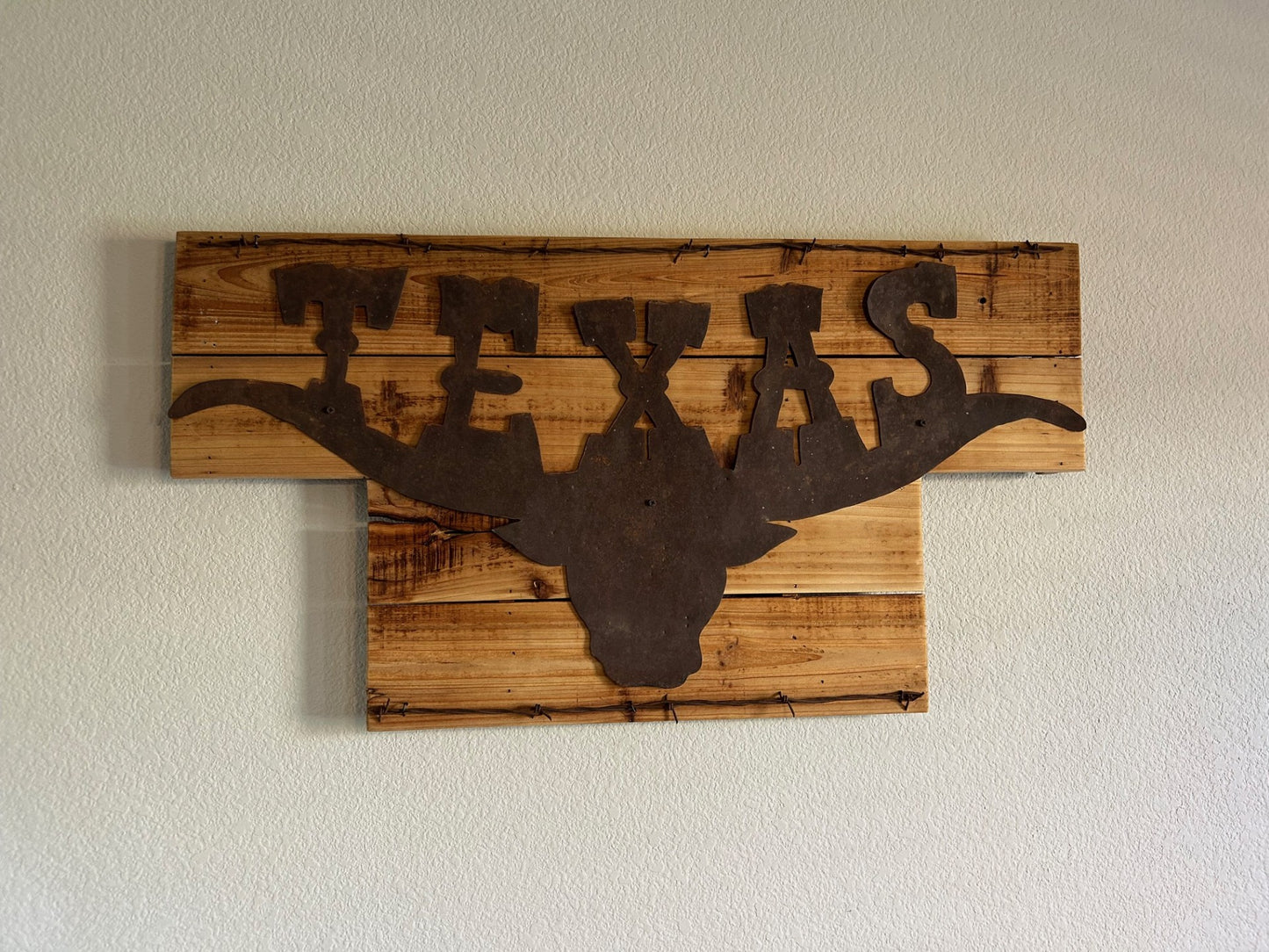 Large Texas Sign on Cedar
